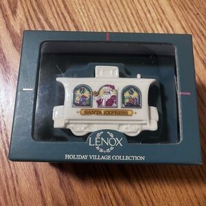 LENOX HOLIDAY VILLAGE 1992 Santa Express Caboose